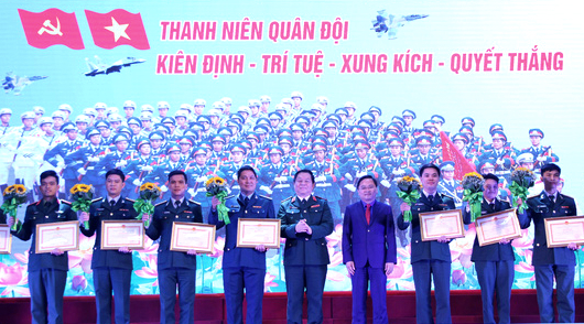 Vinh danh 10 Gương mặt trẻ tiêu biểu toàn quân năm 2018