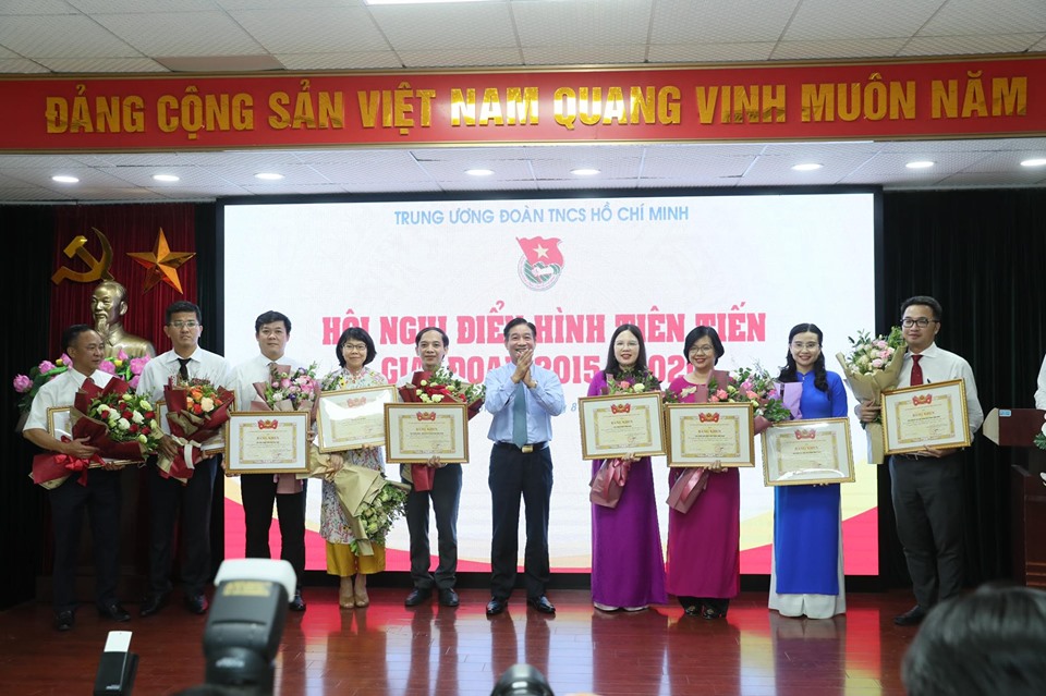 Trung ương Đoàn tuyên dương 9 tập thể, 14 cá nhân điển hình tiên tiến giai đoạn 2015-2020