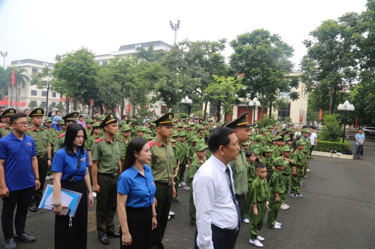 https://cdannd1.bocongan.gov.vn/api/Resources/Images/2024/6/15/1005-02-56.jpg